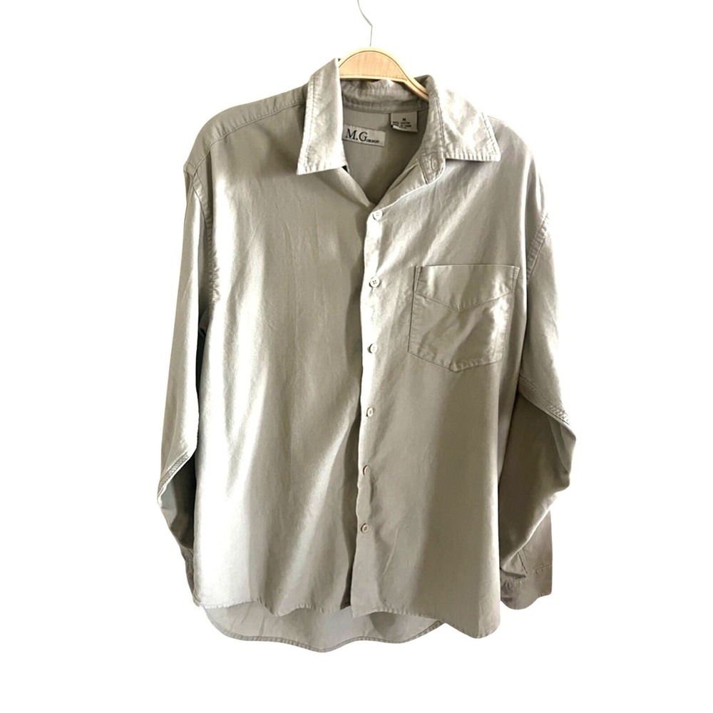 M.Gordon Men's Tan Long Sleeve Corduroy Button Down Shirt Size Medium Outdoors